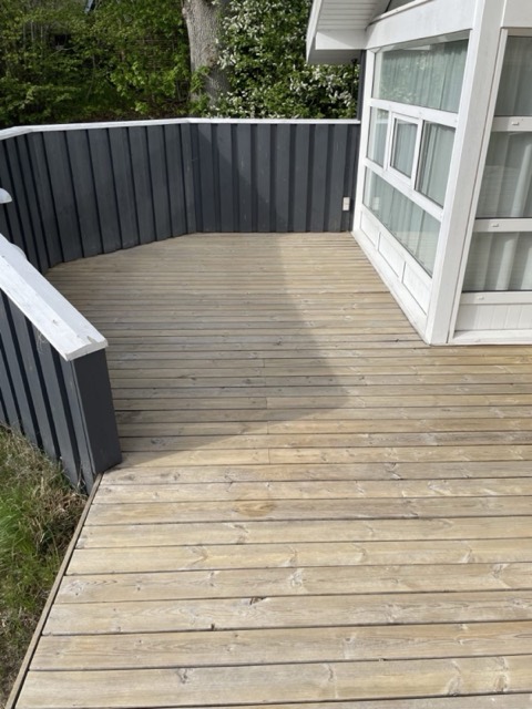 Træterrasse i Værløse efter behandling