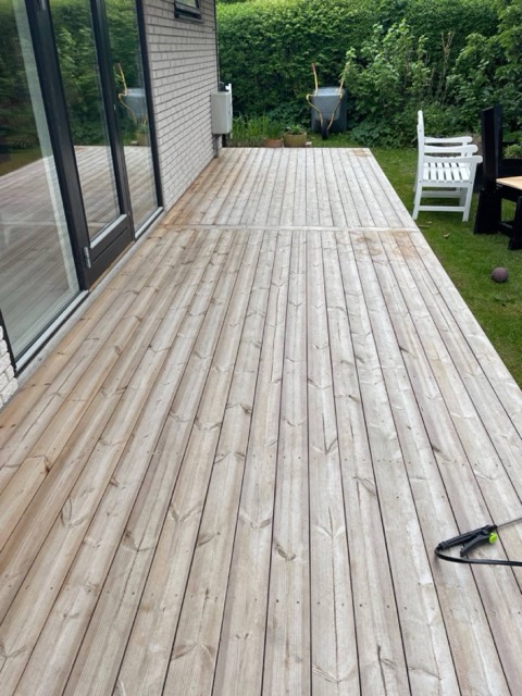 Træterrasse i Gilleleje efter behandling