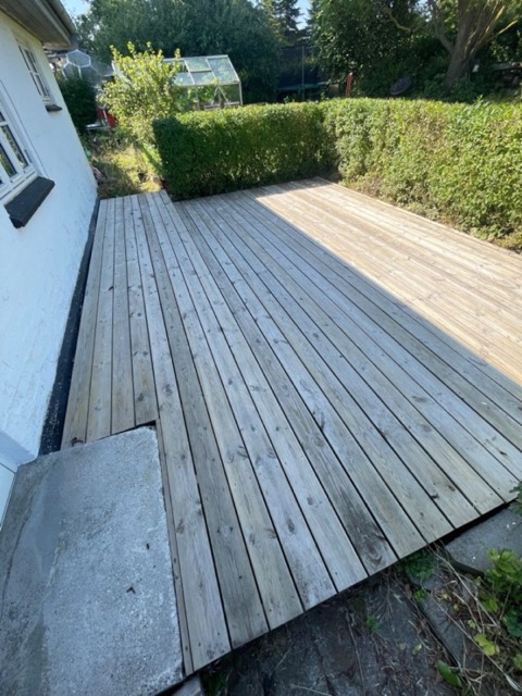 Træterrasse i Hillerød efter behandling